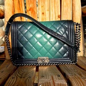Chanel Authenticate Boy Bag Green Ombre,Gun Metal Hardware! Excellent Condition